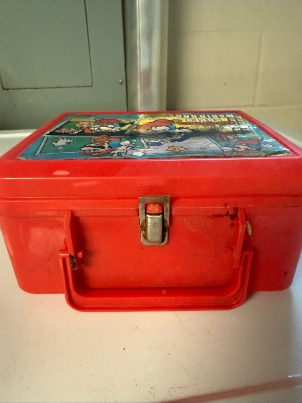 Vintage Nintendo Super Mario Bros. Red Kids Lunchbox with Matching Thermos - Picture 4 of 11